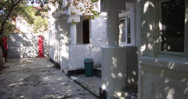 Casa,sup. utila 198 mp, teren 338 mp,Drumul Sarii !