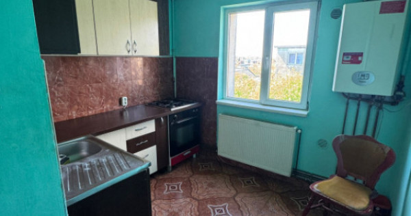 Garsonieră de v&acirc;nzare, centrală nouă, 23 mp, zona Orașu