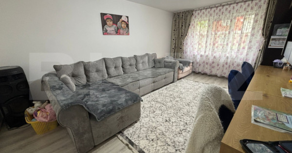 Apartament 3 camere decomandat, 65.30 mp + boxa, zona Frumoa