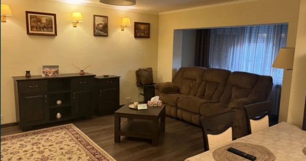 Apartament 3 camere, decomandat - zona Scriitorilor