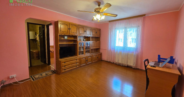 Apartament 3 camere, Ferentari, aleea Livezilor, 45 mpu, etaj 2