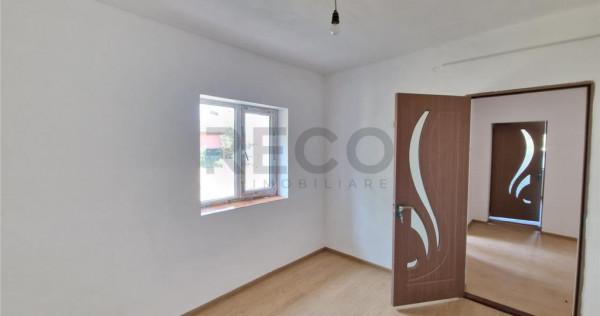 Casa cu 3 camere la Salard