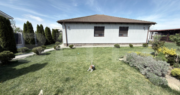 Casă modernă cu teren generos &ndash; Vetiș, zonă liniștit?