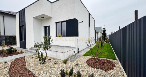 Casa individuala ||3 camere 2 bai || teren 300mp || || PROMO