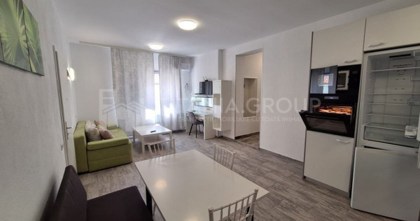Apartament cu 3 camere, curte si loc de parcare Str. Lunga