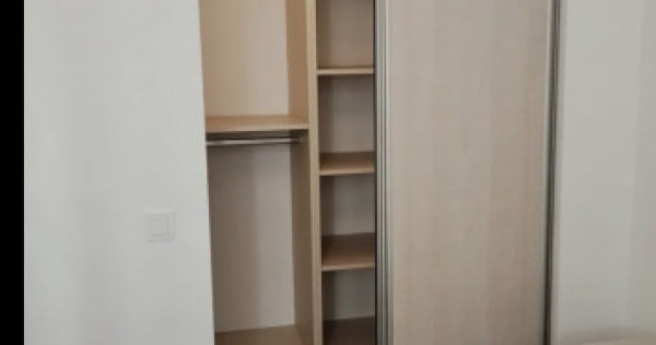 Berceni metrou biruinei studio parter parcare