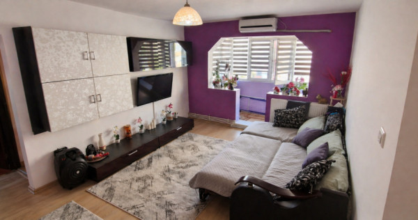 Apartament 3 camere, 54 mp, zona Craiovita Nouă