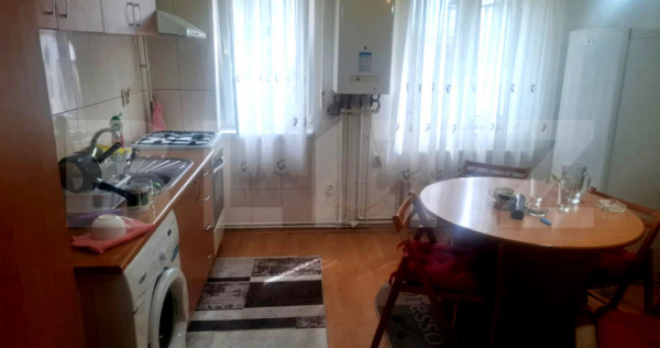 Apartament de vanzare, 50 mp, zona Micro 9
