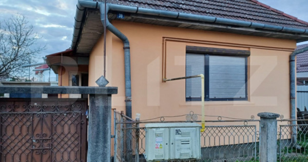 Casă cu teren 645 mp &icirc;n Santana de Mureș &ndash; 107 mp utili