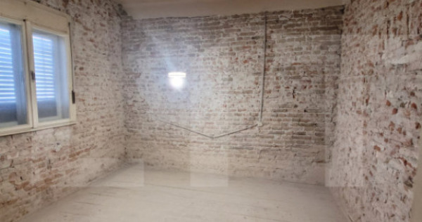 Apartament 3 camere, 80 mp UTILI!!!, zona Piata Sarbeasca us