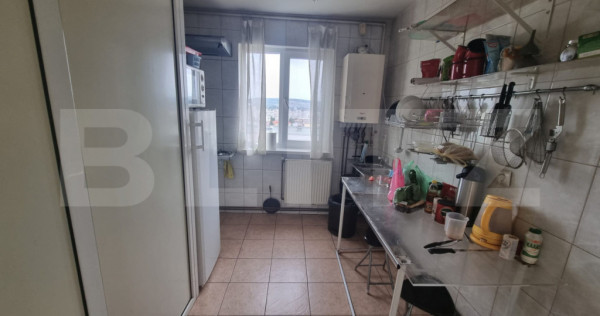Apartament cu 4 camere | 2 băi | orientare sudică | Manast