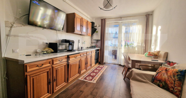 Apartament 2 camere, parcare, bloc cu lift, balcon, zona Uru