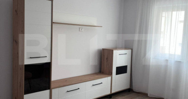 Apartament 4 camere, decomandat, etaj intermediar, zona USV