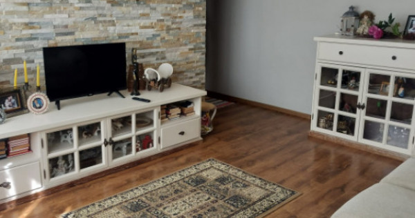 Apartament 3 camere, 53.97 mp, zona Craiovita Nouă