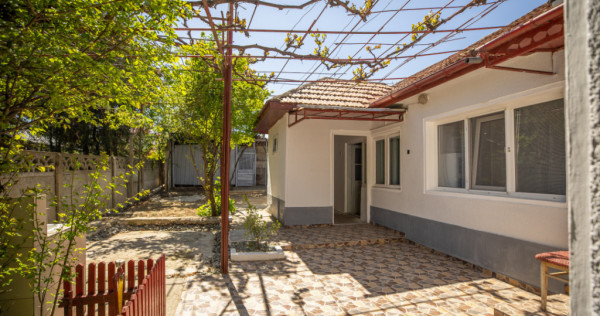 Casă 3 Camere Ovidiu | Teren 335 mp | Ideală pentru Famili