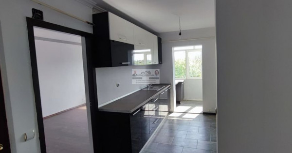 Apartament 3 camere / Tecuci / Central