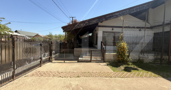 Vila deosebita langa padure in Plopu Nisipoasa.