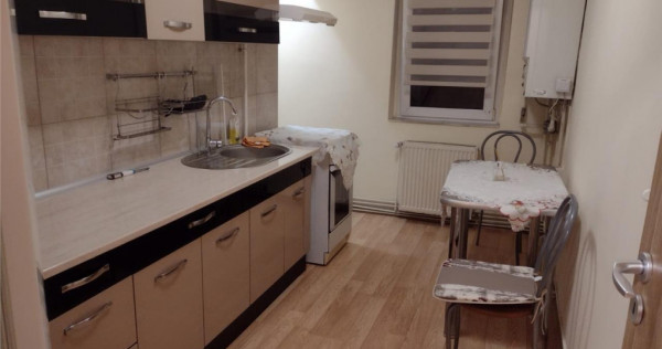 Apartament spatios 2 camere decomandat Tractoru