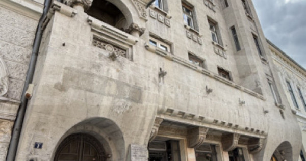 Apartament 4 camere, 108 mp, zona Piata Unirii