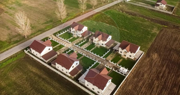 Casă / Vilă noua P +1 cu 4 camere de v&acirc;nzare| Acces A3...