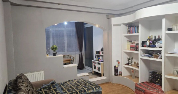 Apartament 2 Camere DECOMANDAT, 64 mp, Etaj 3, Micro 14 (2 Babe)