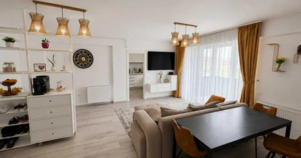Apartament 3 camere, decomandat - zona Tractorul