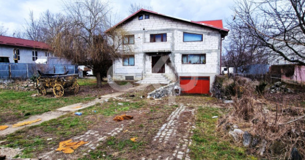 Casa de vanzare S+P+M , Teiș &ndash; la 5 minute de T&acirc;rgovișt
