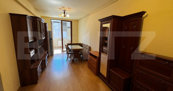 Apartament cu 2 dormitoare de &icirc;nchiriat, 60 mp, zona Centru
