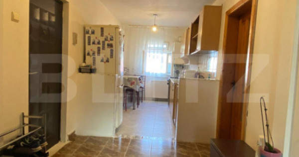 Apartament cu 3 camere, zonă centrală, orientare dublă