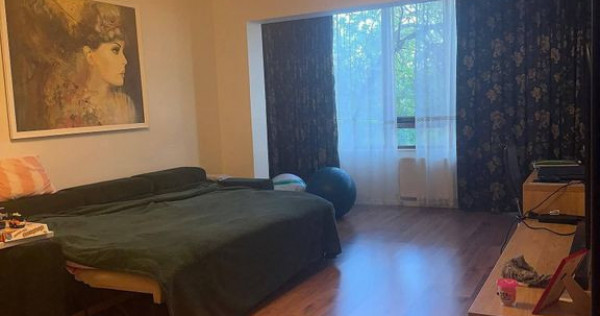 De vanzare apartament 2 camere Complex Vega, 120.000 euro