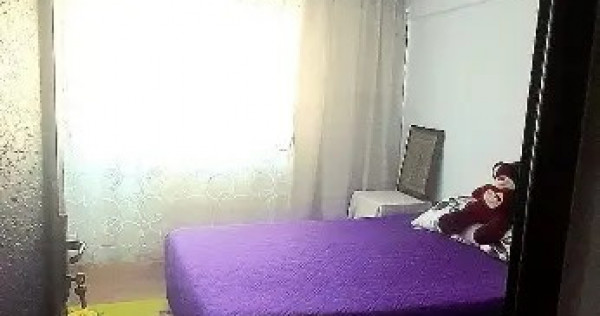 Apartament de v&acirc;nzare 3 camere centru