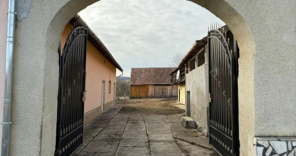 Casă si grădină localitatea Chirpăr comuna Chirpăr județul Sibiu