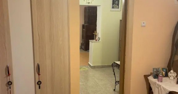 Casă de v&acirc;nzare &icirc;n satul Zlata, jud. Teleorman