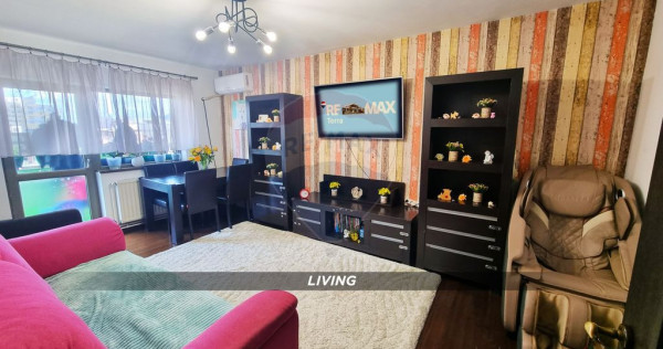 Apartament ultracentral 3 camere &ndash; vedere oraș și mun...