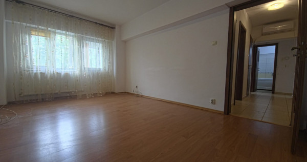 Tomis II apartament 2 camere decomandat gol centrala gaze