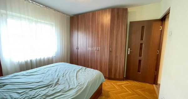Apartament 3 camere, decomandat, zona Arcu - Scoala Stefan B