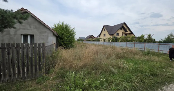 Teren Intravilan 2.700 mp &ndash; Dumbrava Roșie, Str. Saivanelor
