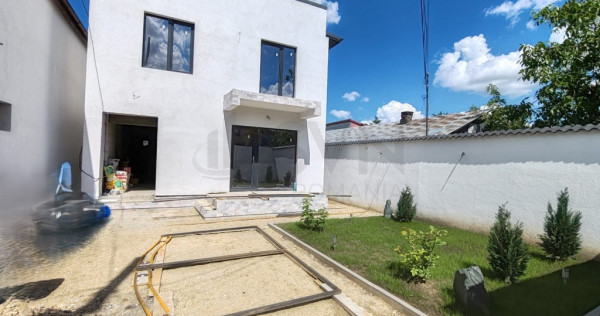 Vila 4 Camere cu Teren 200 mp Voluntari de Vanzare