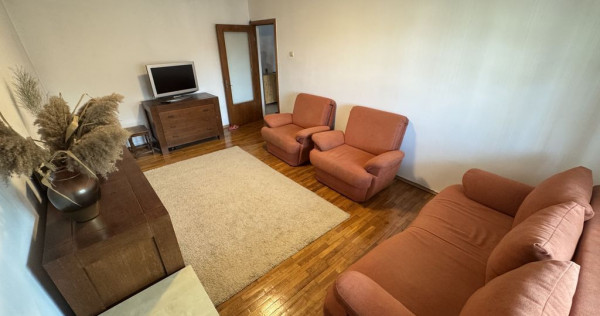 Apartament 3 camere zona Delfinariu cu Centrala