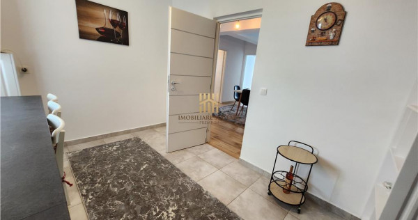 Apartament 3 camere - 100 mp De Inchiriat Suceava