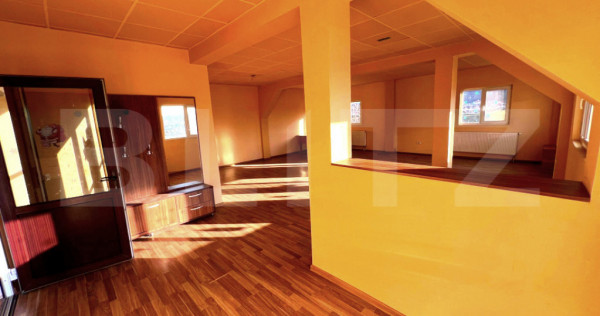 Casă 345mp utili, teren 642 mp, pretabil spațiu comercial,