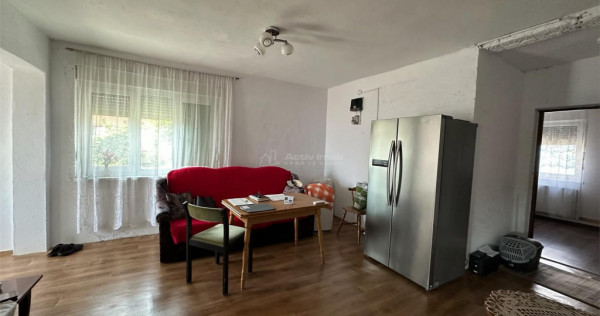 CASA SOLIDA CU TEREN SI CURTE, BOCSA VASIOVA. COMISION ZERO