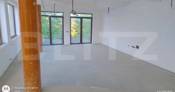 Casa spațioasă, semi-finisată, cu potențial &icirc;n Urisior