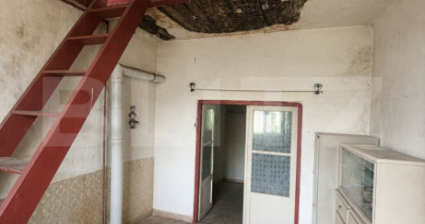 Apartament la casă, 27 mp - zona 7 noiembrie