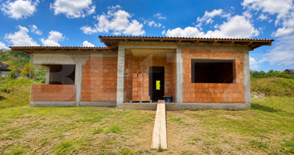 Casa la rosu 123 mp, 500 mp teren, cartier-Viisoara