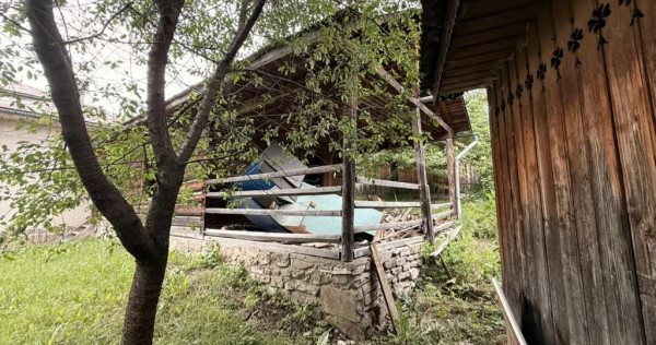 Casă de vanzare- Poiana Teiului, Neamț
