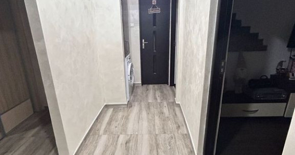 ???? Apartament 2 camere decomandat, Micro 13, cu central...