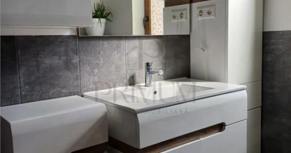 SAGULUI, CASA ISTORICA, 2 DORMITOARE, LIVING, BUCATARIE INCH