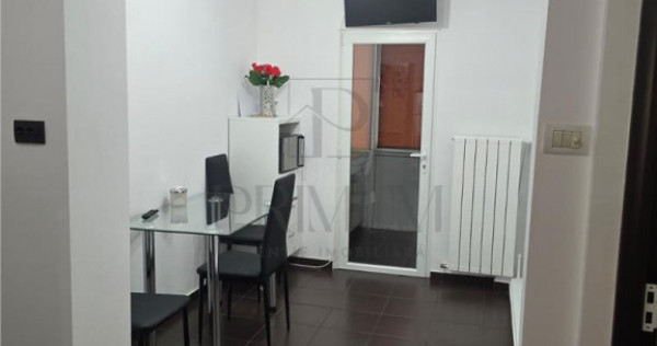 APARTAMENT 3 CAMERE- LIPOVEI- CENTRALA PE GAZ- COMISION 0