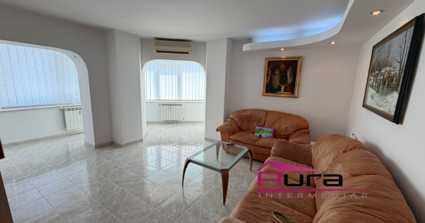 Apartament 3 camere zona Str.Victoriei